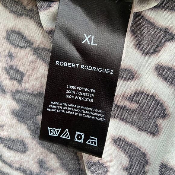 Robert Rodriguez Leopard Print Sleeveless Blouse - Picture 4 of 4